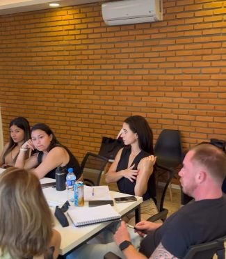 Alunos durante o curso
