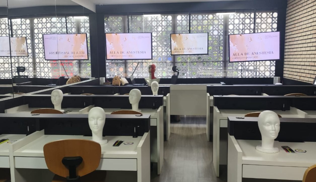 Sala de aula prática — anestesia de cabeça e pescoço